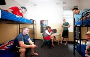Maze Backpackers And Cb Hotel - Geraldton Accommodation
