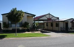 Outback Villas - Geraldton Accommodation